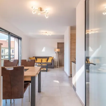 Apartamento Boch Furnished Flat *