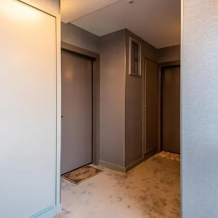 Boch Furnished Flat *